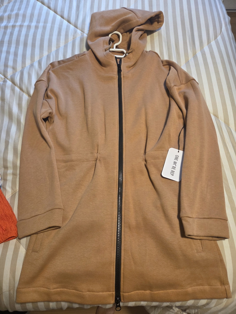 Hooded Zip-Front Sweatshirt Camel